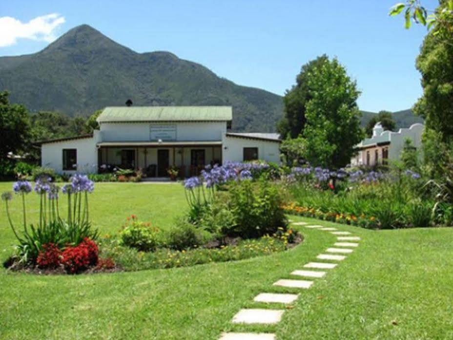 The Village Lodge Стормсривер Экстерьер фото